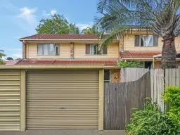 7/120 Smith Road, Woodridge