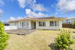 2 Tupaki Place, Pakuranga Heights