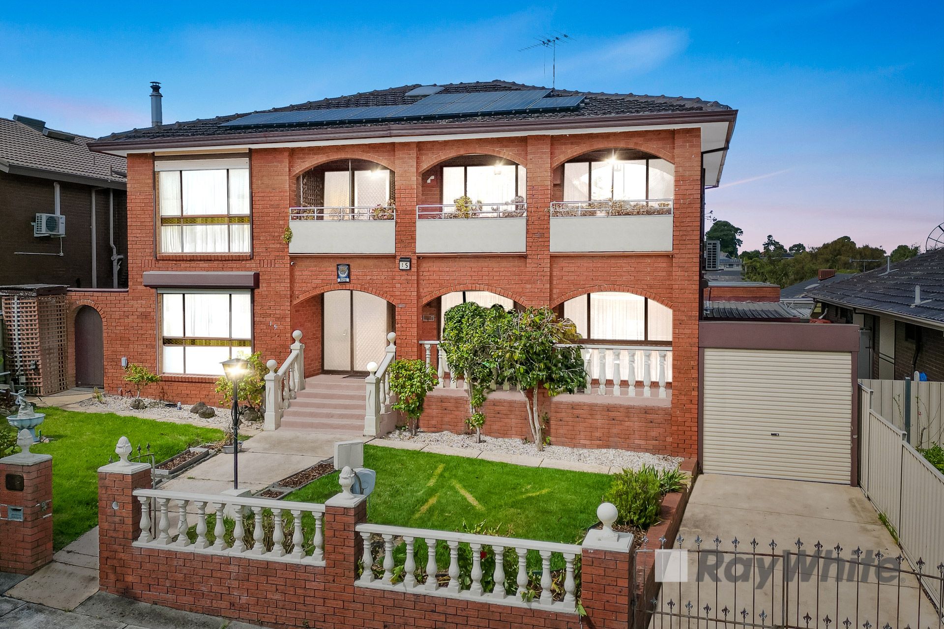 15 LITTLE BOY RISE, ENDEAVOUR HILLS VIC 3802, 0房, 0浴, House