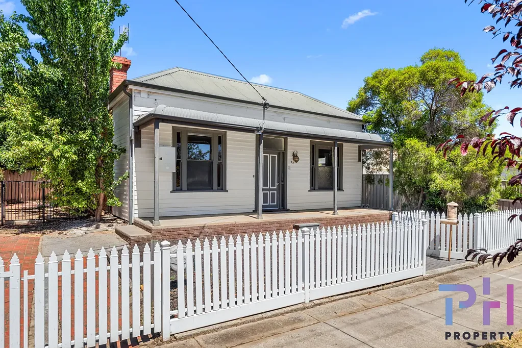 34 Raglan Street, White Hills, VIC 3550
