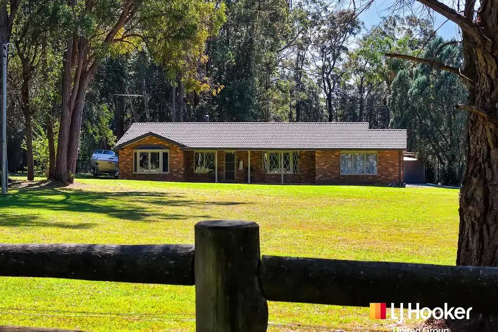 Belimbla Park 4બેડરૂમ Family Acreage with Pool, High-Clearance Shed & Endless Entertaining