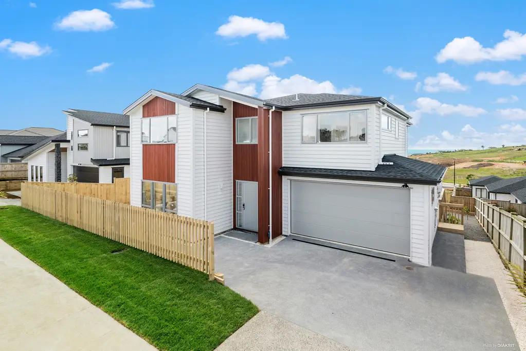 Orewa 5房  Pristine Modern Coastal Bliss with Sea Views