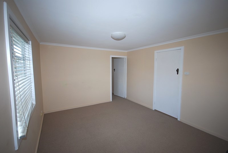 14 OAK ST, WENDOUREE VIC 3355, 0 habitaciones, 0 baños, House