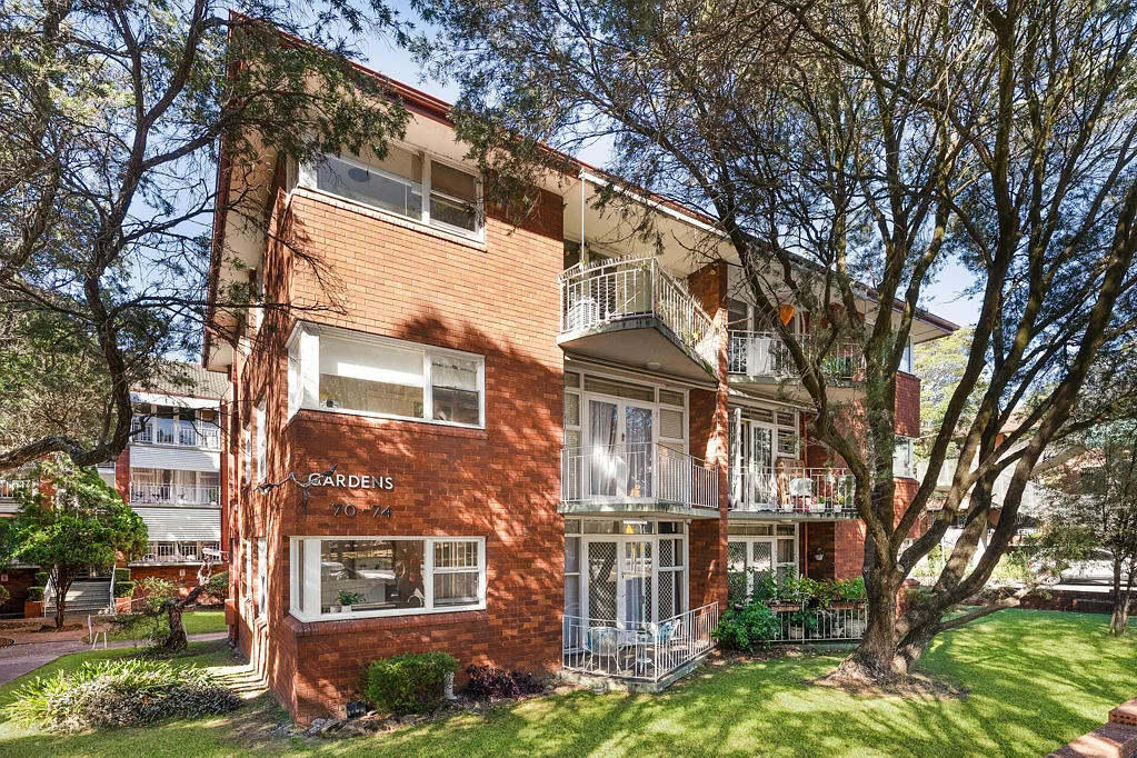 2 bedroom apartment in heart of Strathfield