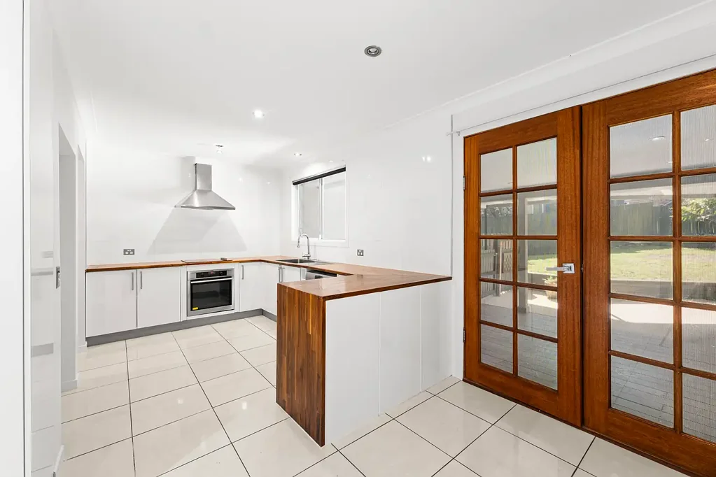 15 Mckell Avenue, Watanobbi, NSW 2259