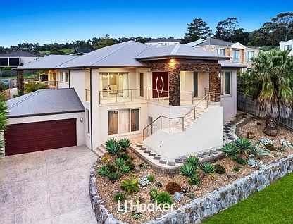 12 Milfull Court, Narre Warren North, South East Melbourne, 5部屋, 3バスルーム, House