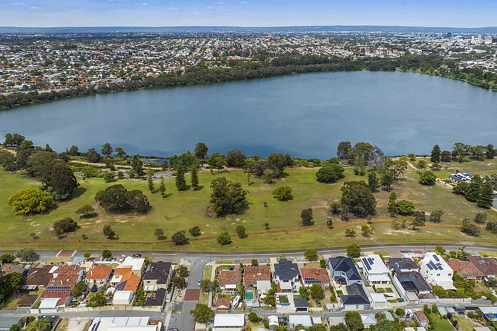 ਪਤਾ ਗੁਪਤ, Wembley, WA 6014