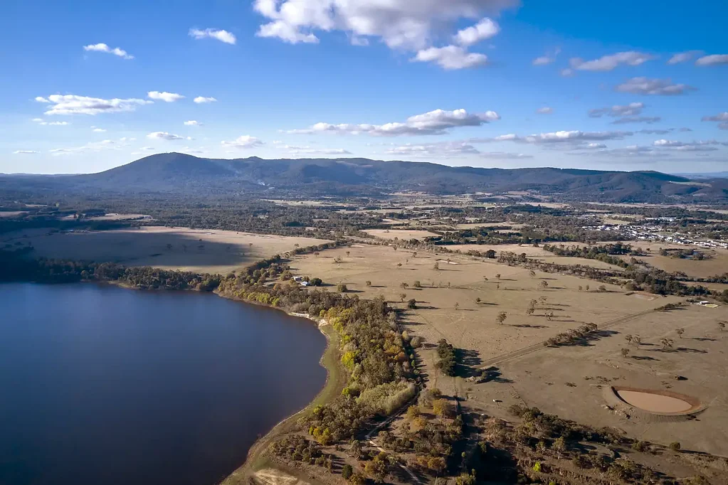 Gisborne Mountain and water views on Melbourne’s doorstep