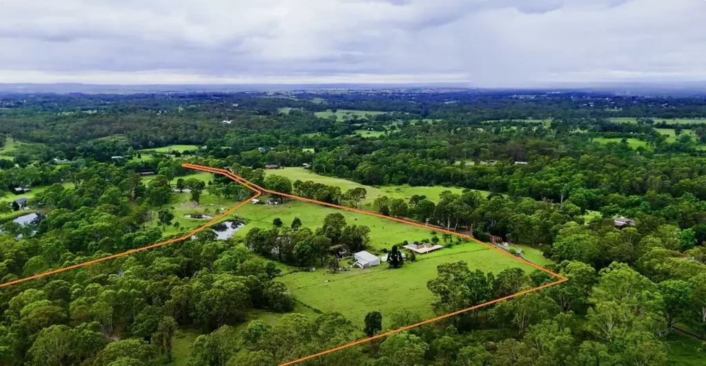 Mulgoa 5房 壮丽Mulgoa谷景致 26.5英亩广阔地块 尽享悉尼市中心便捷 优质土壤&水源 宽敞主住宅&辅助单元 投资潜力无限 Private and Picturesque 26.5 Acres To Build Your Dream Home