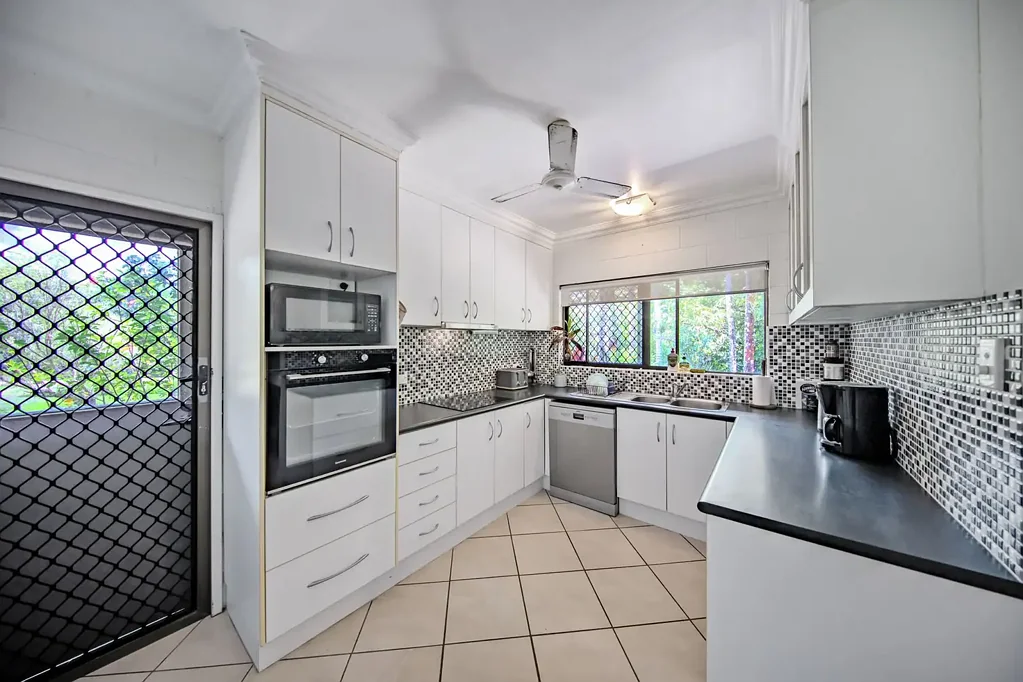 31 Poppi Road, Sandy Pocket, QLD 4871