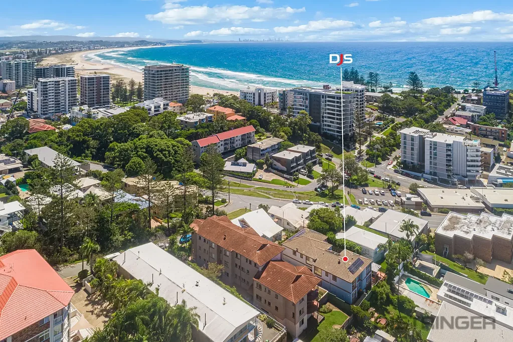 Coolangatta 4房  YOUR IN TOWN HIDDEN GEM – 200m to the CBD