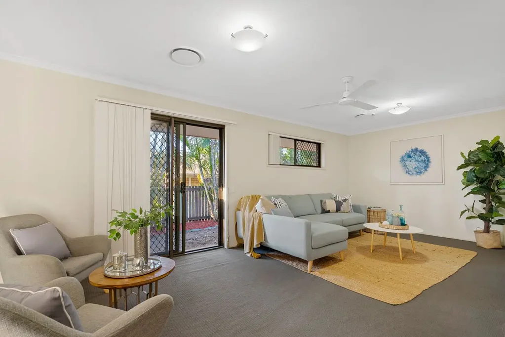 Coopers Plains 4Zimmer OVERSEAS OWNER'S INSTRUCTIONS ARE CLEAR - MUST BE SOLD!