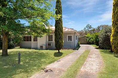 Heathcote 3Habitaciones ENTER THE PROPERTY MARKET  3,600 SQM