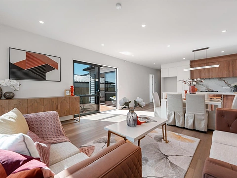 Gulf Harbour 3房  Brand New 3 Beds with Central Aircon!