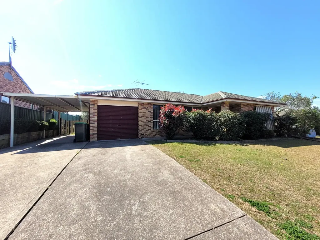 Three bedroom home in Singleton Heights