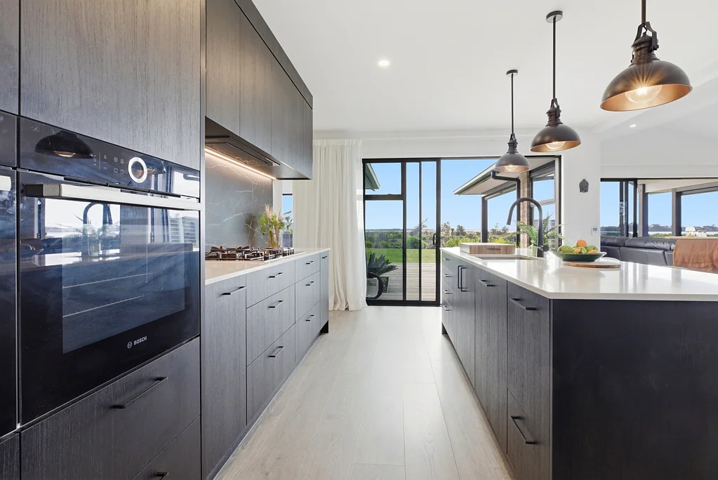 Te Puna 4 Bedroom A waterfront masterpiece designed for living