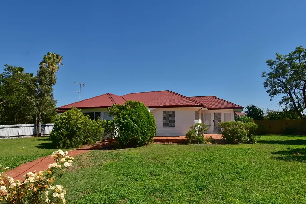 106 Warne Street, Wellington, NSW 2820