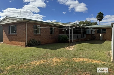 Chinchilla 4Moenga CHARACTER, SPACE & OPPORTUNITY IN A PEACEFUL LOCATION