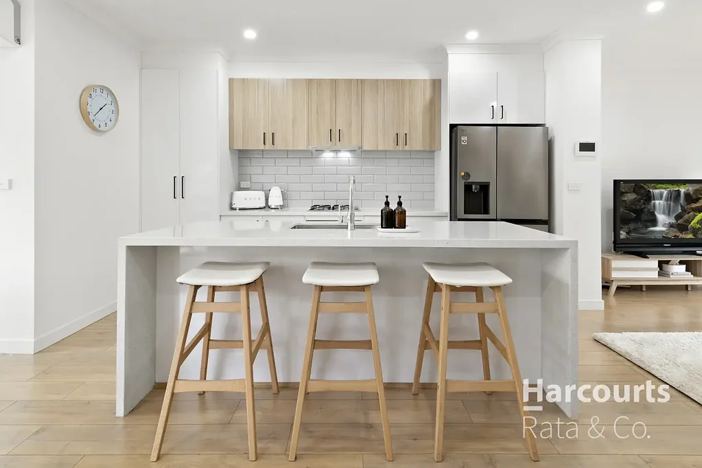 Epping 2Habitaciones Stylish Two-Storey Unit with Light-Filled Living