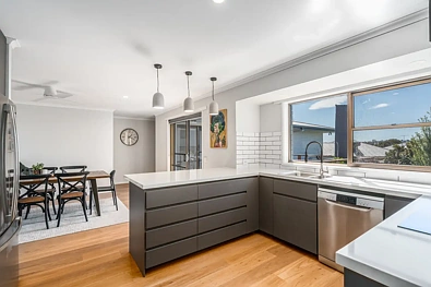 68 SHACKLETON ST, BELMONT VIC 3216, 0 Kuwarto, 0 Banyo, House