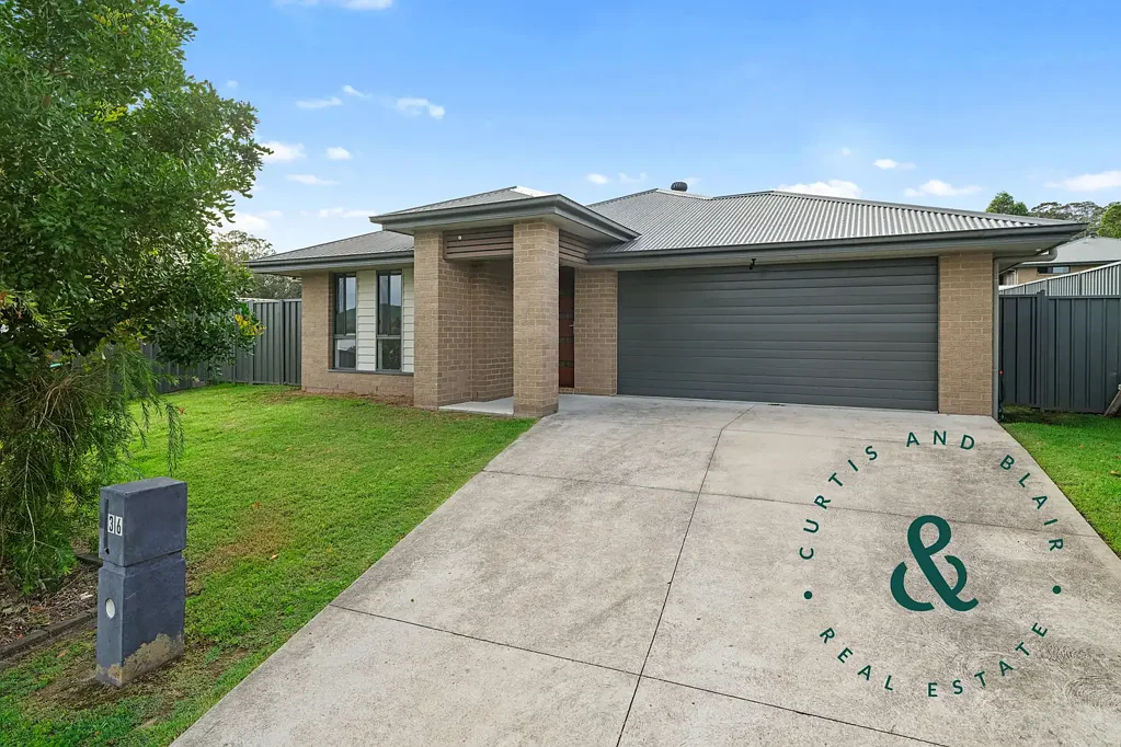 Modernized & Comfortable Family Home