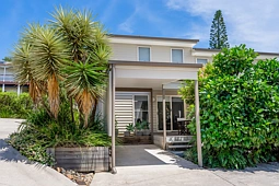 8/25 Mount Pleasant Road, Nambour