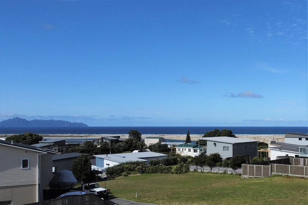 Mangawhai Heads 3 Bedroom Ocean, Estuary, Income - TICK!