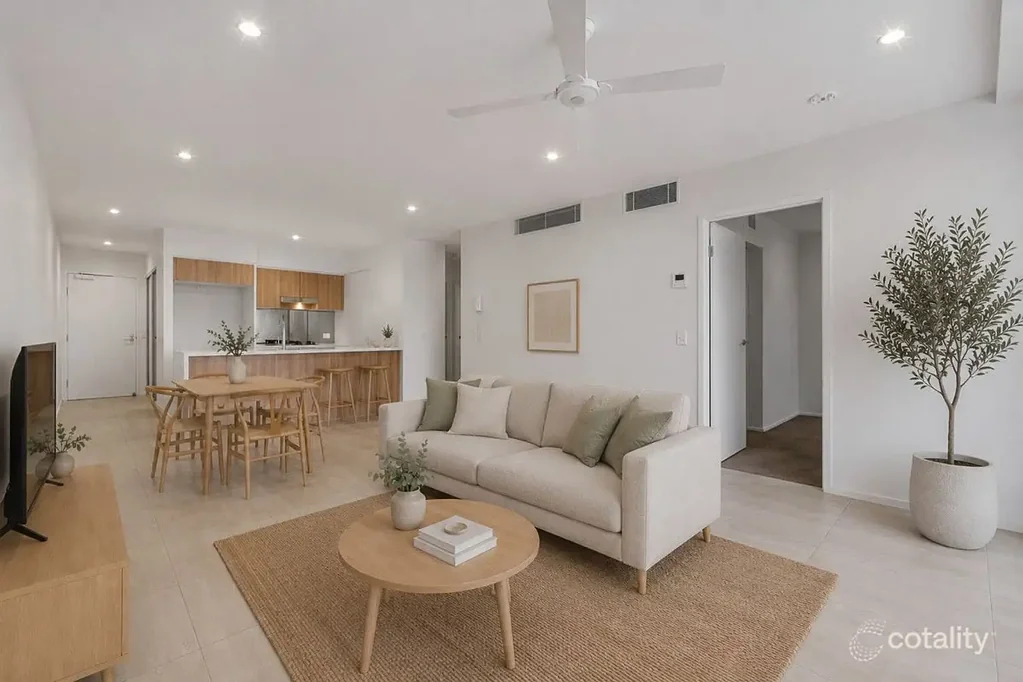 Spacious Residence in the Prestigious Anchorage Apartments