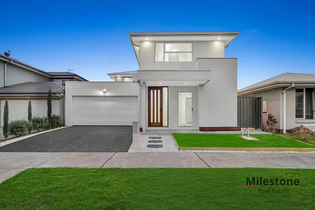 Clyde 4침실 East Facing Brand New Ideal Family Living: Where Space, Quality, and Location Merge Perfectly!