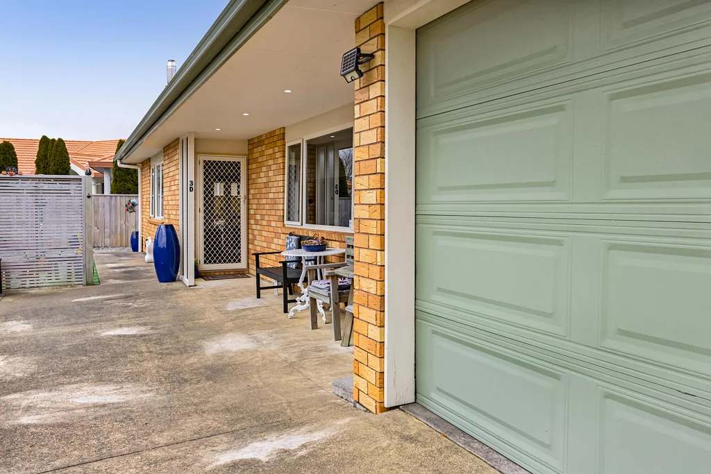 Inglewood 2 Bedroom Effortless Stylish, Fully Transformed