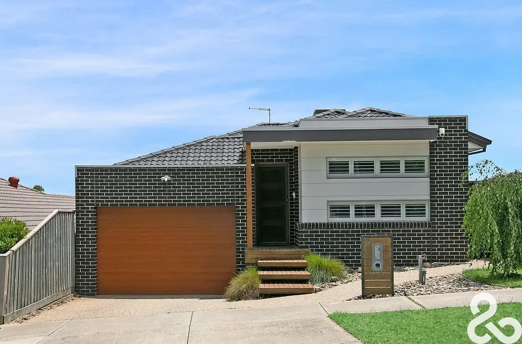 Move Straight In & Enjoy this Amazing Home!!!