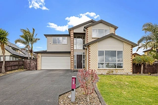 51 Mt Lebanon Crescent, The Gardens, Manukau City