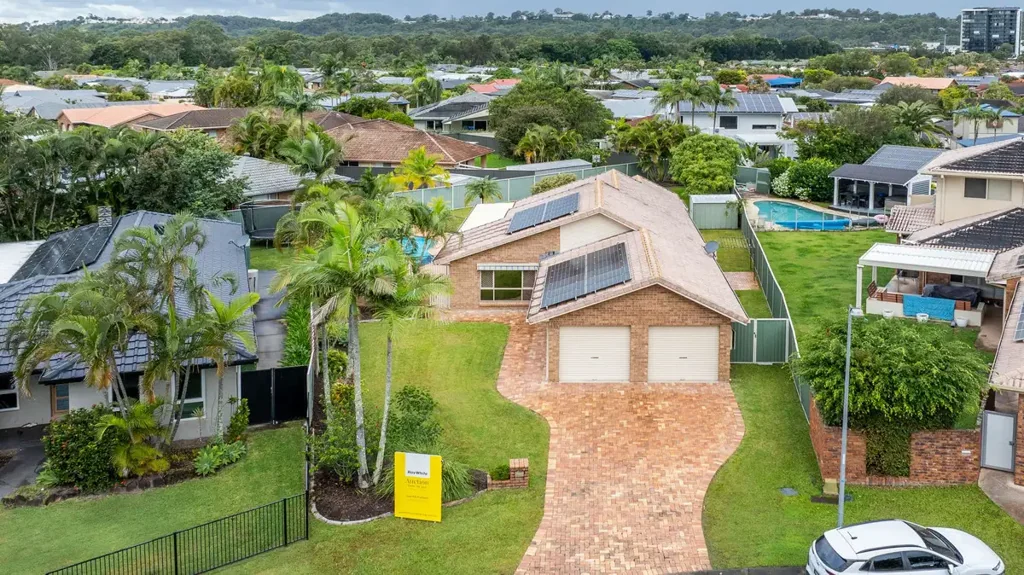 4 bedroom family haven in quiet Cul-De-Sac