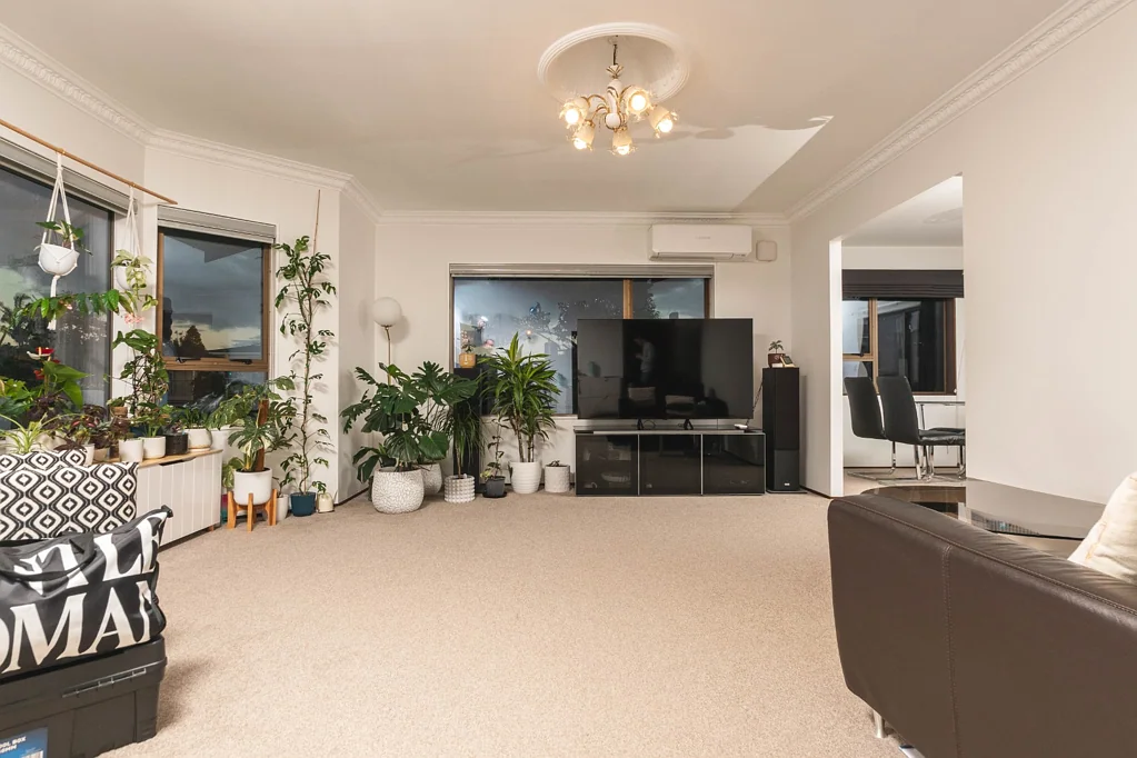 2 Bedroom House on Mokoia