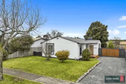 25 Thoresby Street, Newborough