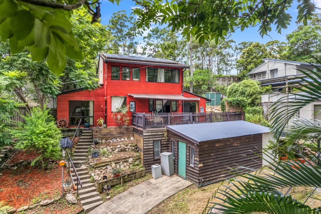 12 Stonehenge Street, Chapel Hill, QLD 4069