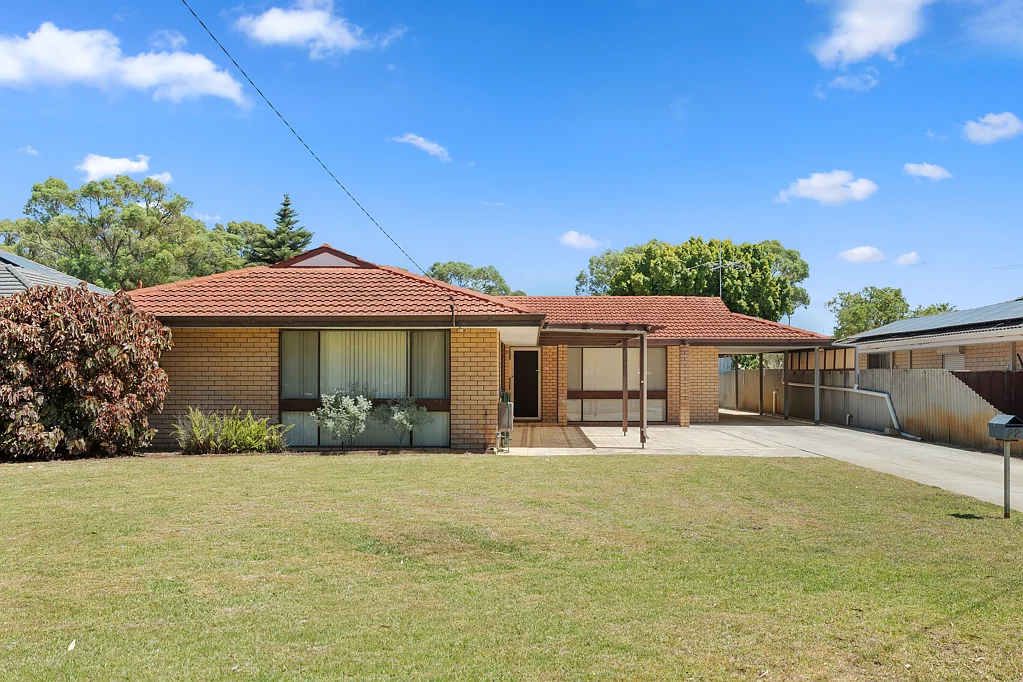 22 TARWARRI Close, Hillman, WA 6168