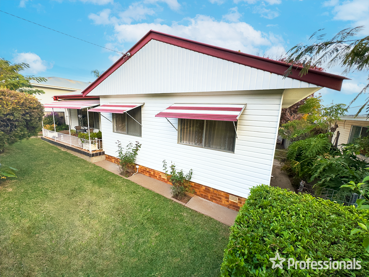 23 SAPPHIRE CR, EAST TAMWORTH NSW 2340, 0部屋, 0バスルーム, House