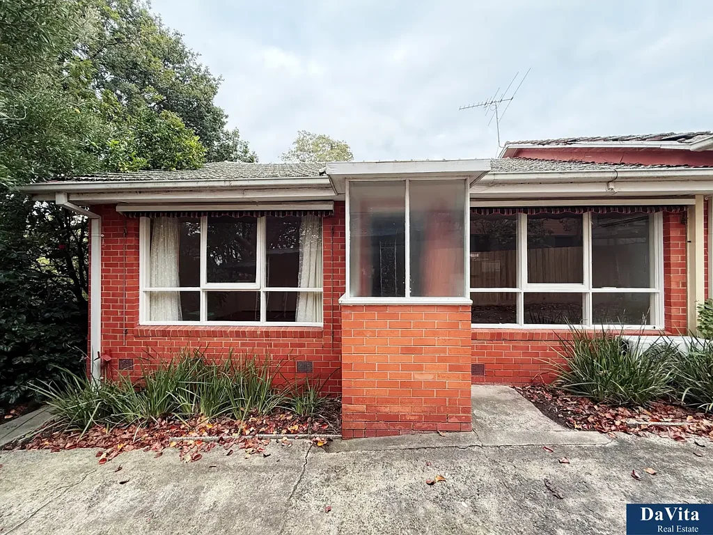Bright and Comfortable 2-Bedroom Unit in Prime Balwyn Location