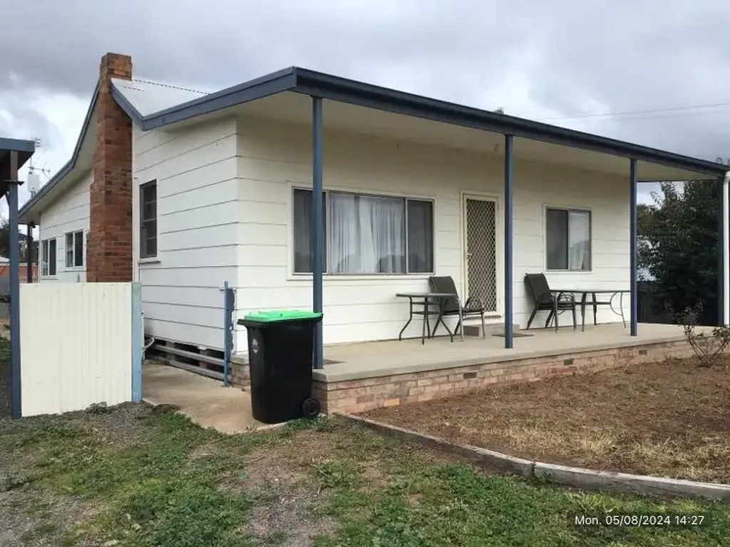 3 BEDROOM HOME FOR LEASE