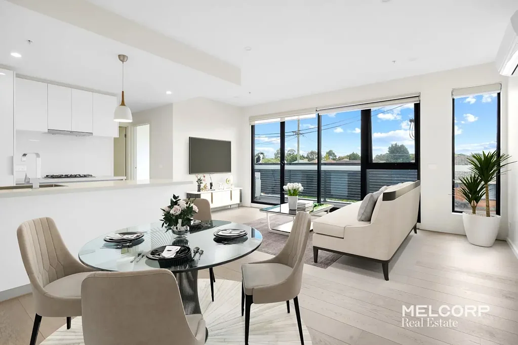 Hadfield 2 Bedroom Oversized Street Facing Delight