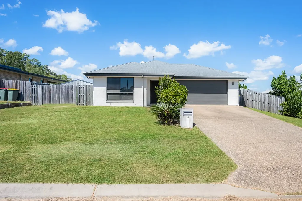 Kirkwood 4房  Exceptional Buying in High Demand Little Creek Estate! 817m2 Block with Side Access