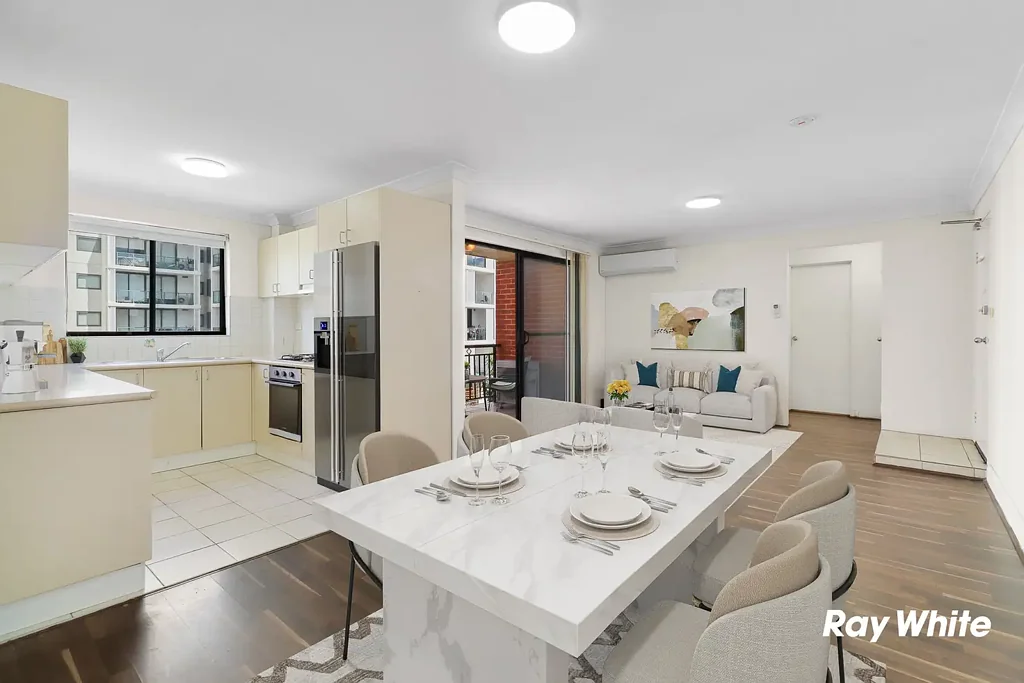 Campsie 2Phòng ngủ Stylish Top Floor Living Minutes from Campsie's Heart
