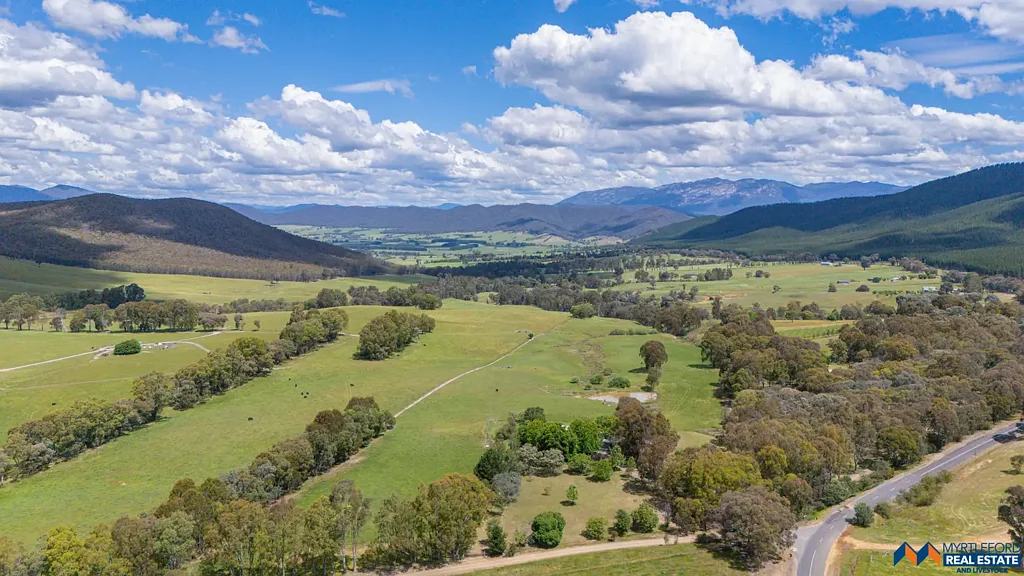 Myrtleford  4-Bed Mudgegonga Home, Productive Land & Excellent Dam