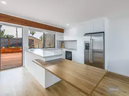 2/6 Boea Street, Arundel