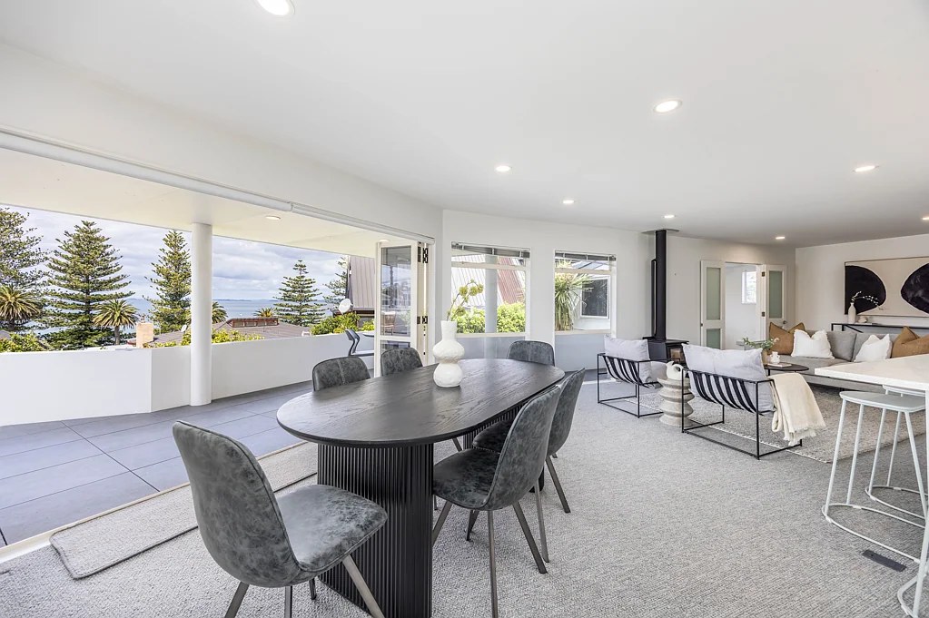 4 Ellangowan Road, Waiake, North Shore City, Auckland