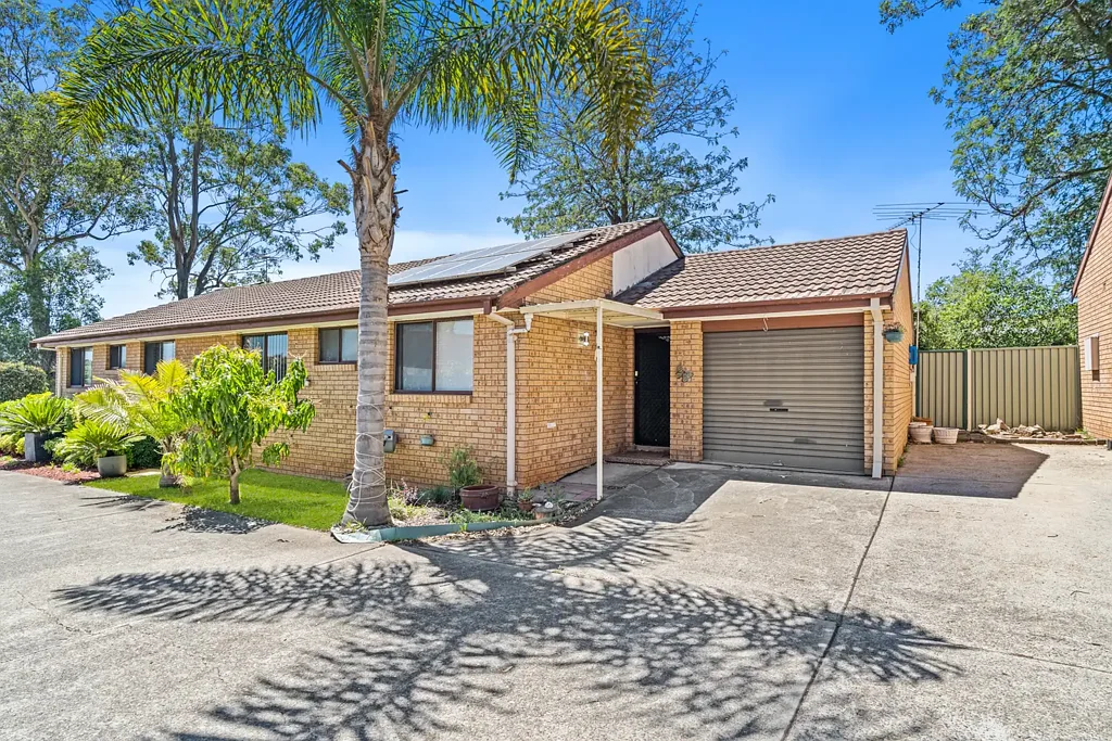 2/107 Chester Road, Ingleburn, NSW 2565