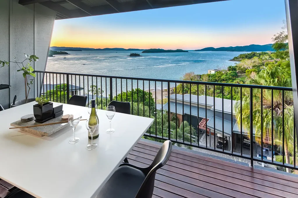 Whitsundays 2બેડરૂમ High end renovation with amazing views