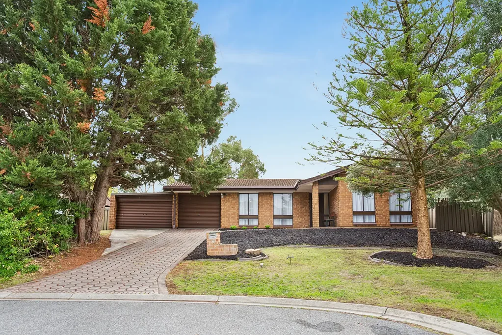 Wynn Vale 4Kwarto Generous Family Home with Space, Comfort & Lifestyle Appeal
