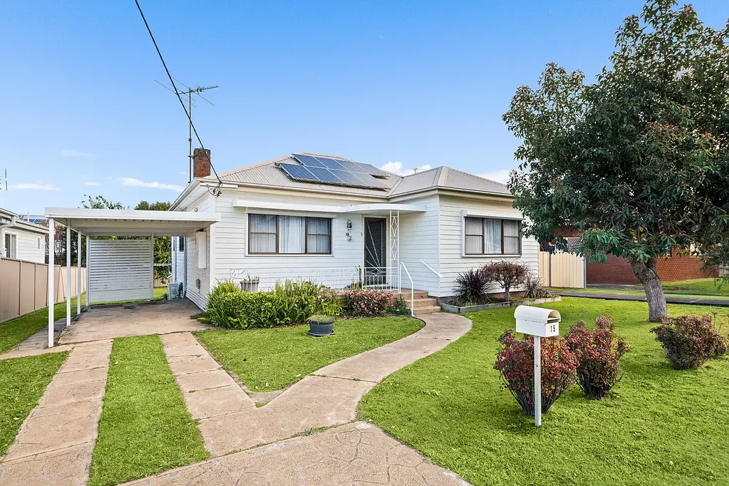 Fairy Meadow 3 Bedroom Peaceful Lifestyle Opportunity on a Level 581sqm